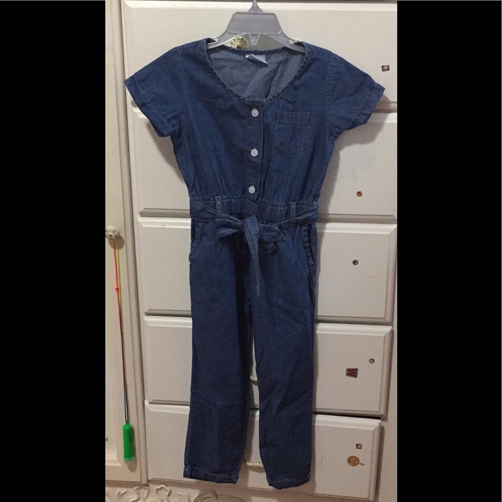 Cute one piece denim jumpsuit for girls.